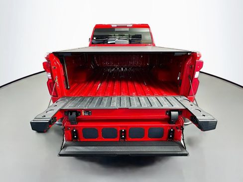Used 2022 Chevrolet Silverado 2500 LTZ w/ LTZ Convenience Package AWD/4WD image 29
