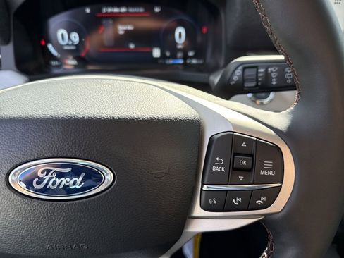 New 2026 Ford Explorer Active w/ Active Comfort Package image 26