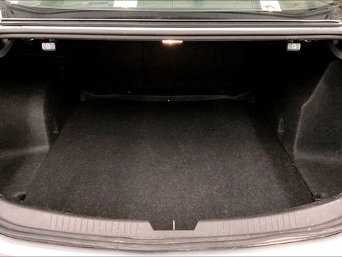Used 2023 Chevrolet Malibu LT FWD image 39