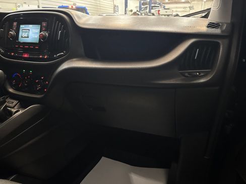 Used 2016 RAM ProMaster City Tradesman SLT w/ Rear Back-up Camera Group FWD image 28