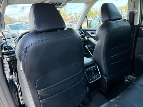 Certified 2023 Subaru Forester Touring AWD/4WD image 19