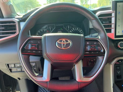 Used 2023 Toyota Tundra Limited image 9