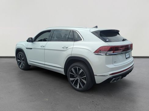 New 2026 Volkswagen Atlas Cross Sport SEL Premium R-Line image 3