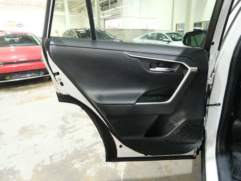 Used 2020 Toyota RAV4 XSE image 21