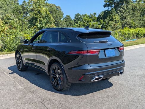 New 2026 Jaguar F-PACE R-Dynamic S image 7