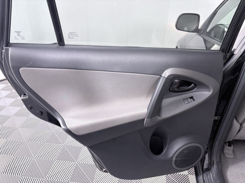 Used 2011 Toyota RAV4 Base image 23