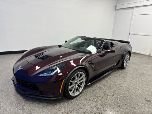 Used 2017 Chevrolet Corvette Grand Sport RWD image 1