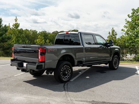 New 2026 Ford F250 Platinum w/ FX4 Off-Road Package AWD/4WD image 18