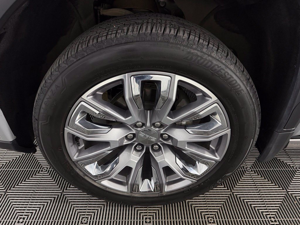 Used 2024 GMC Sierra 1500 Denali AWD/4WD image 12
