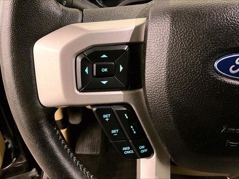 Used 2021 Ford F250 Lariat w/ Lariat Ultimate Package image 17