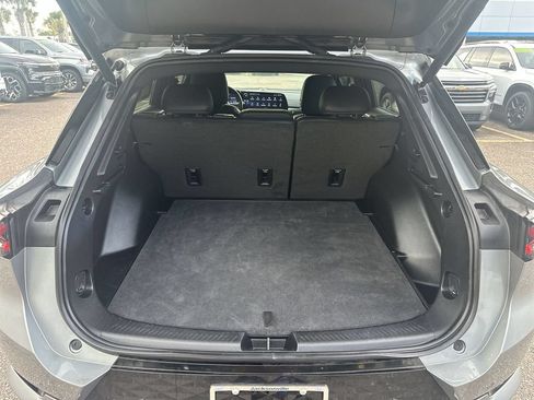 Used 2024 Chevrolet Equinox EV RS FWD image 30