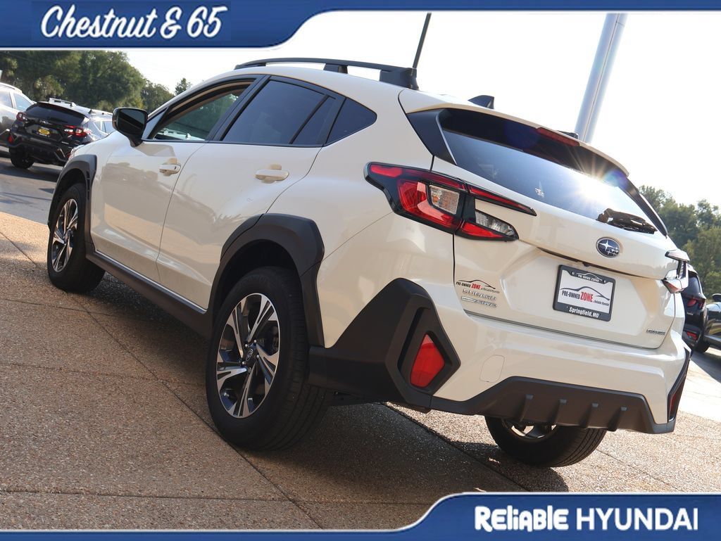 Used 2024 Subaru Crosstrek 2.0i Premium AWD/4WD image 4