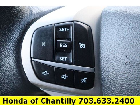 Used 2022 Ford Explorer XLT w/ Equipment Group 202A image 12