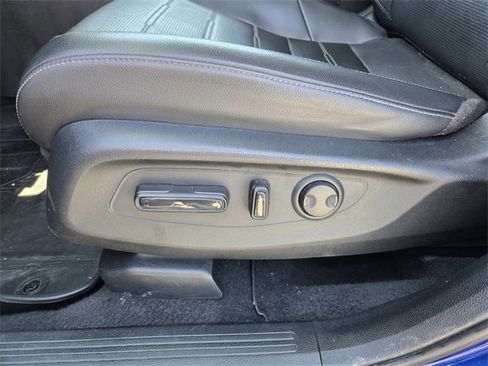 Used 2023 Honda CR-V EX-L image 20