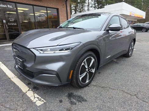 Used 2021 Ford Mustang Mach-E Select w/ Comfort/Appearance Package image 1