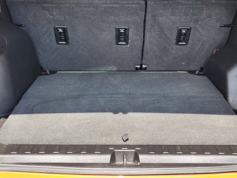 Used 2019 Chevrolet Equinox LS image 24