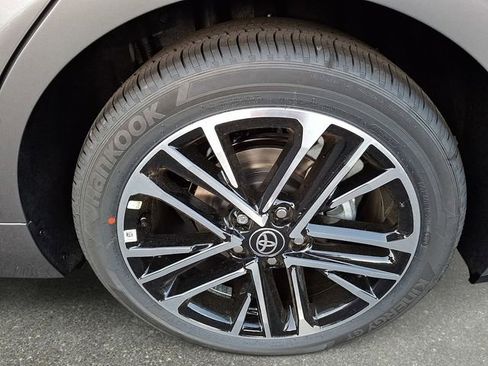 New 2026 Toyota Camry XLE FWD image 5