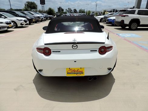 Used 2024 MAZDA MX-5 Miata Club RWD image 6