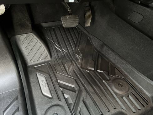 Certified 2024 Chevrolet Colorado Z71 w/ Z71 Convenience Package 2 image 17