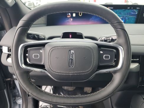 New 2026 Lincoln Navigator L Reserve w/ Jet Appearance Package image 16