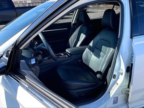 Used 2024 Nissan Altima 2.5 SR w/ SR Premium Package image 35