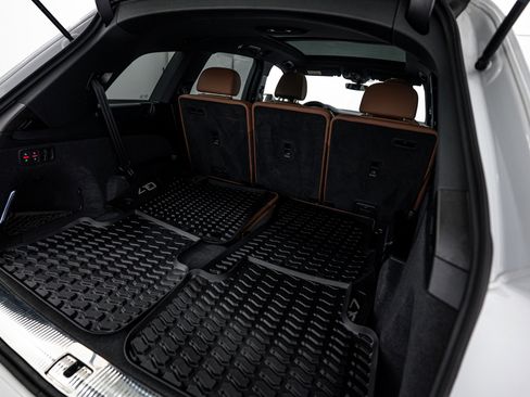 Used 2021 Audi Q7 3.0T Premium image 21