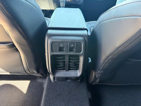 New 2026 Ford Bronco Outer Banks AWD/4WD image 19