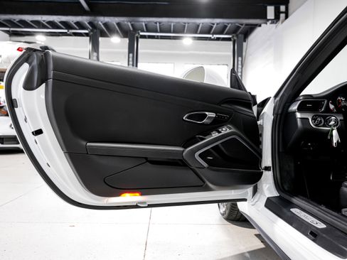 Used 2017 Porsche 911 Targa 4S image 26