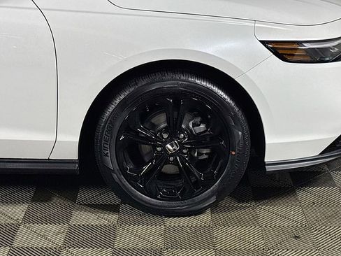 Used 2025 Honda Accord SE image 23