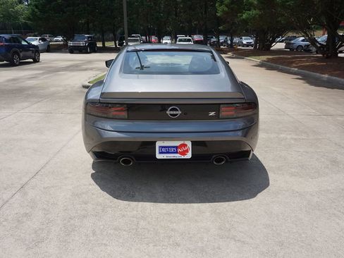 Used 2024 Nissan Z Performance w/ Floor Mat Package RWD image 17
