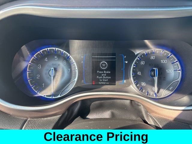 Used 2023 Chrysler Voyager LX FWD image 15