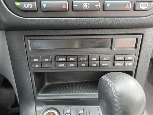 Used 1998 BMW M3 Convertible image 21