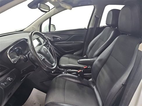 Used 2017 Buick Encore Preferred image 9