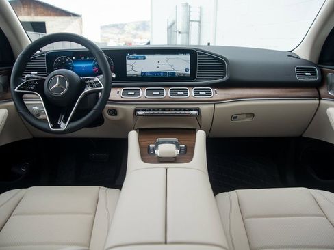 Certified 2025 Mercedes-Benz GLE 350 4MATIC image 33