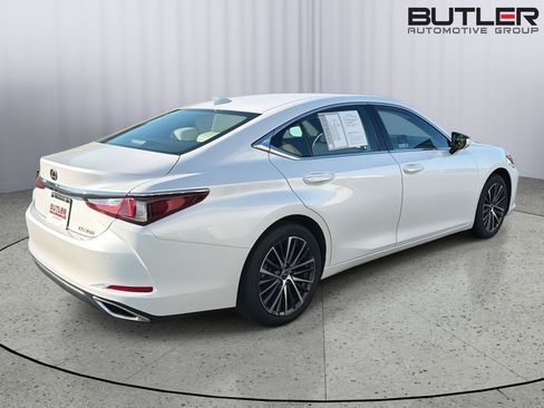 Used 2022 Lexus ES 350 w/ Premium Package FWD image 6