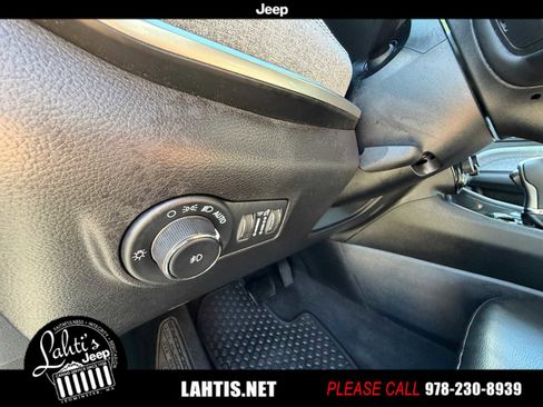 Certified 2022 Jeep Compass Latitude w/ Convenience Group image 29