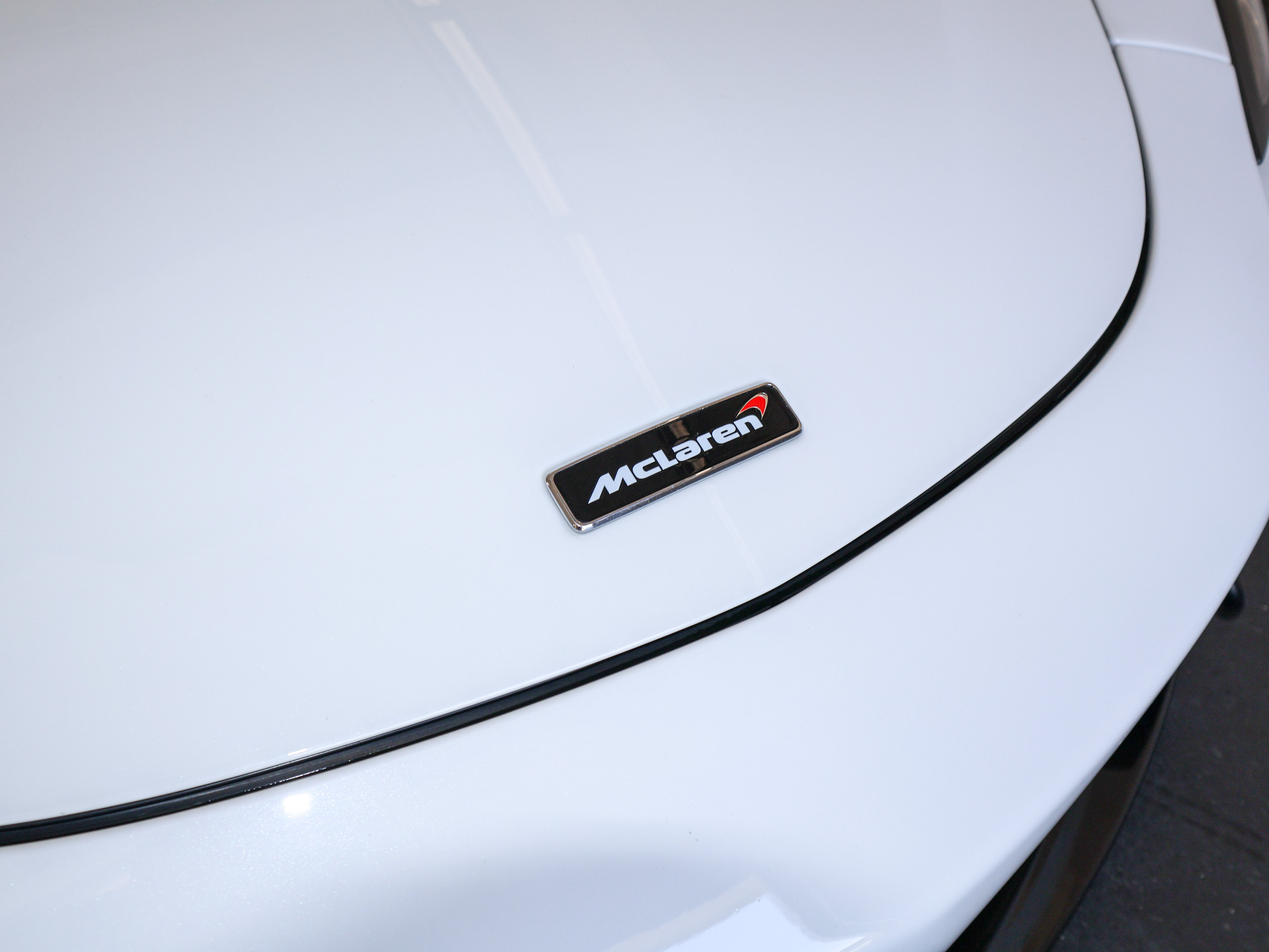 Used 2018 McLaren 570S RWD image 34
