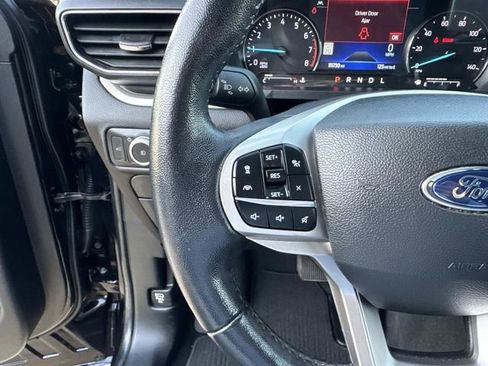 Certified 2022 Ford Explorer XLT w/ Equipment Group 202A image 24