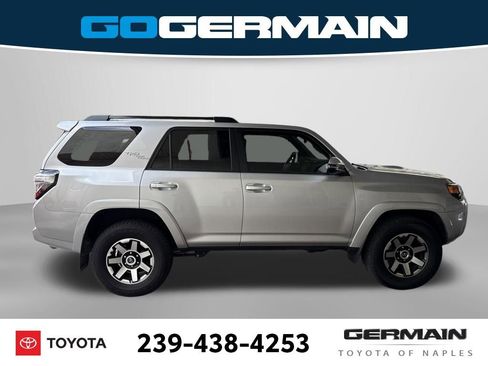 Used 2023 Toyota 4Runner TRD Off-Road Premium w/ Moonroof Package AWD/4WD image 11