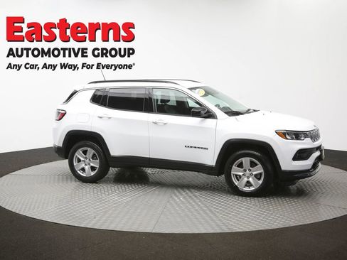 Used 2022 Jeep Compass Latitude w/ Convenience Group AWD/4WD image 46