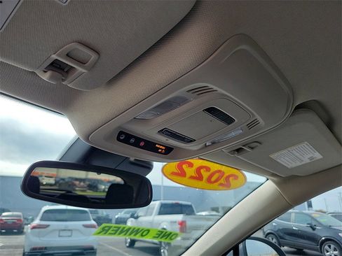 Used 2022 Buick Envision Essence w/ Technology Package I image 30