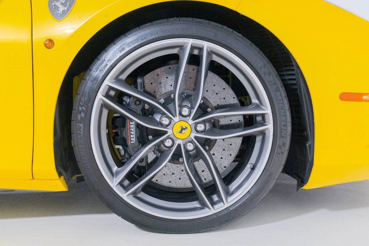 Used 2017 Ferrari 488 Spider RWD image 24