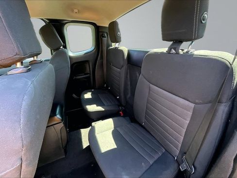 Used 2019 Ford Ranger XL w/ Equipment Group 101A Mid RWD image 15