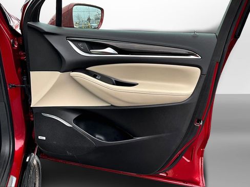 Used 2020 Buick Enclave Premium w/ Sun and Sites Package image 26