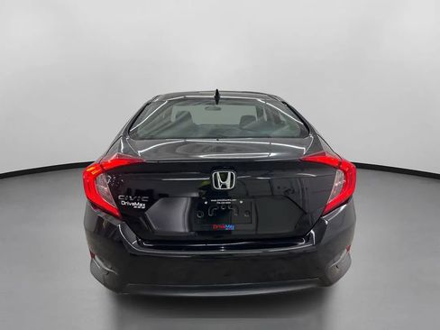 Used 2017 Honda Civic EX image 8