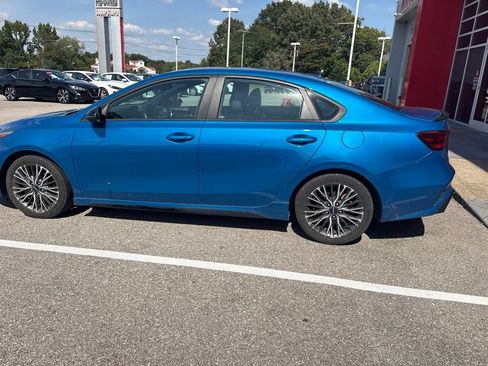 Used 2023 Kia Forte GT-Line w/ GT-Line Premium Package FWD image 3