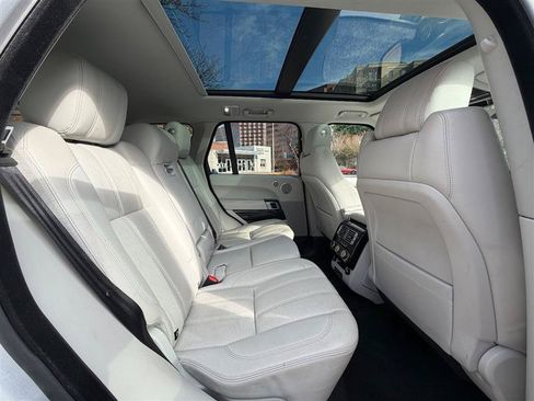 Used 2014 Land Rover Range Rover HSE AWD/4WD image 26