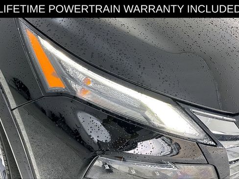Used 2024 Nissan Rogue SV FWD image 39