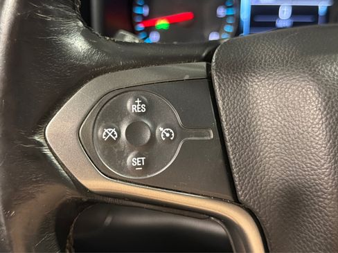 Used 2018 Chevrolet Silverado 1500 LT w/ All Star Edition AWD/4WD image 23