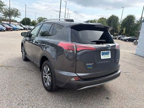 Used 2017 Toyota RAV4 XLE w/ All Weather Liner Package AWD/4WD image 3